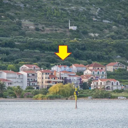 Oliana Trogir