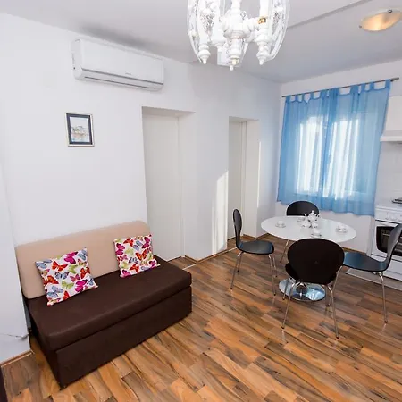 Apartment Oliana